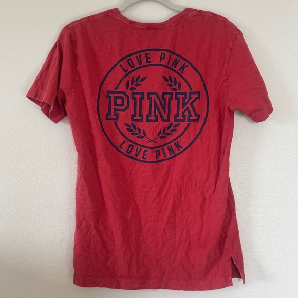 PINK Victoria's Secret T-Shirt Red Tee Pocket Tee Logo Cotton Oversized XS - Picture 3 of 7